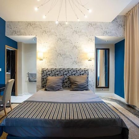La Suite 2 Pieces Lit Queen Size Entree Privee Nîmes Eksteriør bilde
